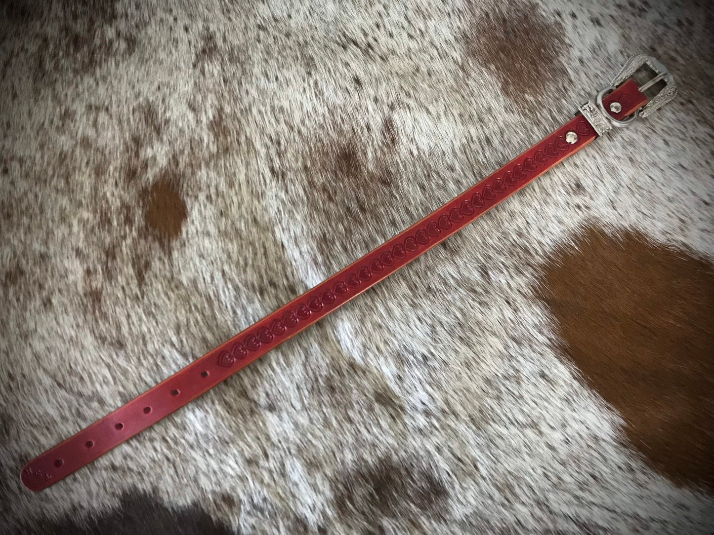 Love heart medium collar with engraved buckle