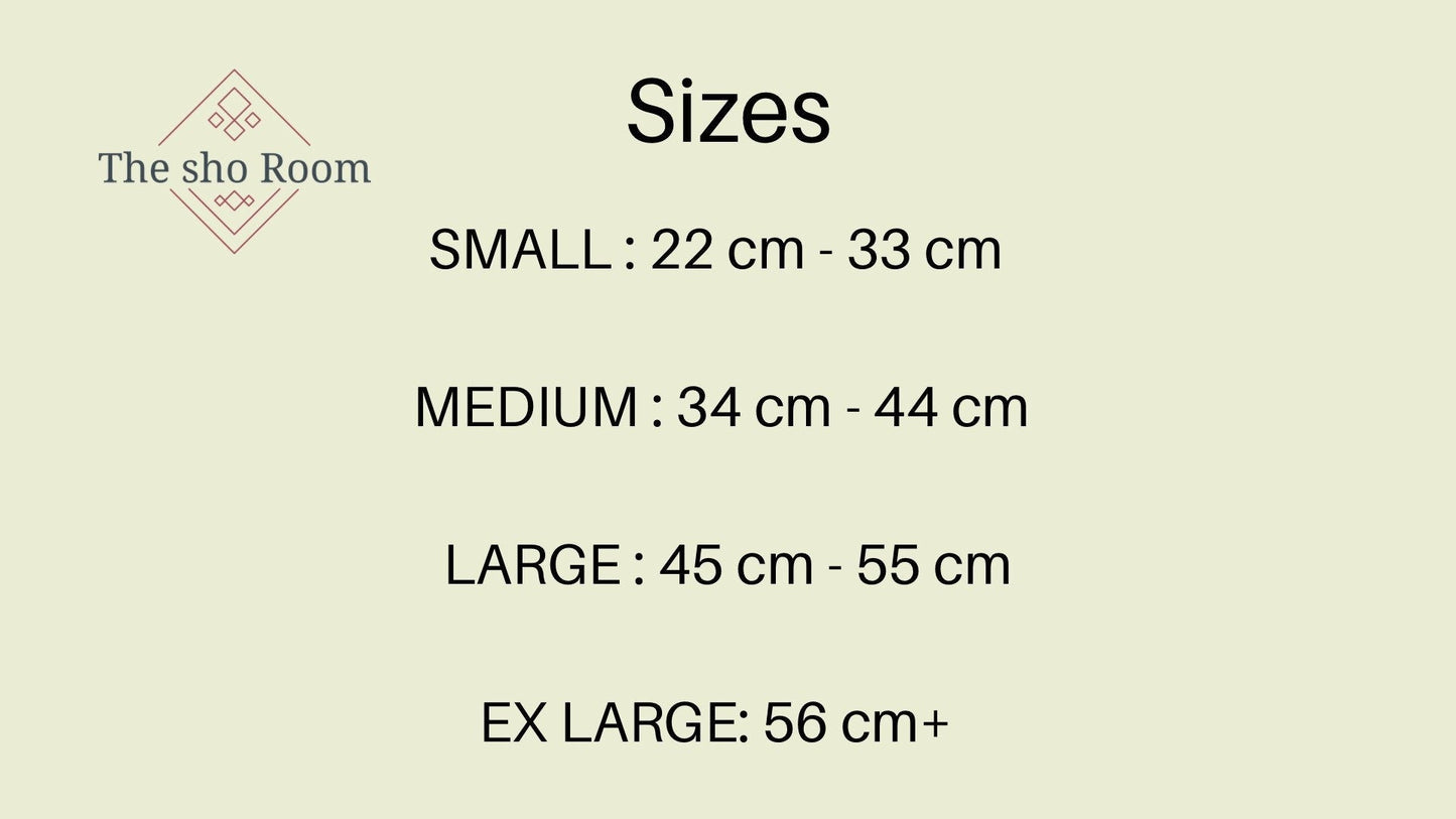 Flower hand stamped medium collar