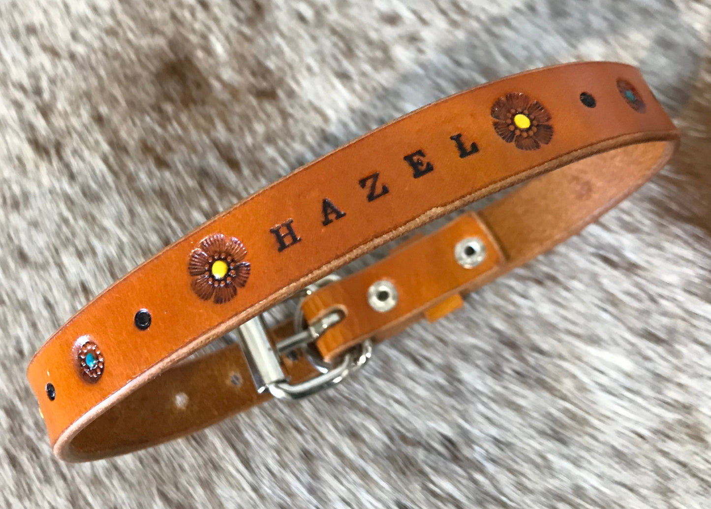 Flower hand stamped medium collar