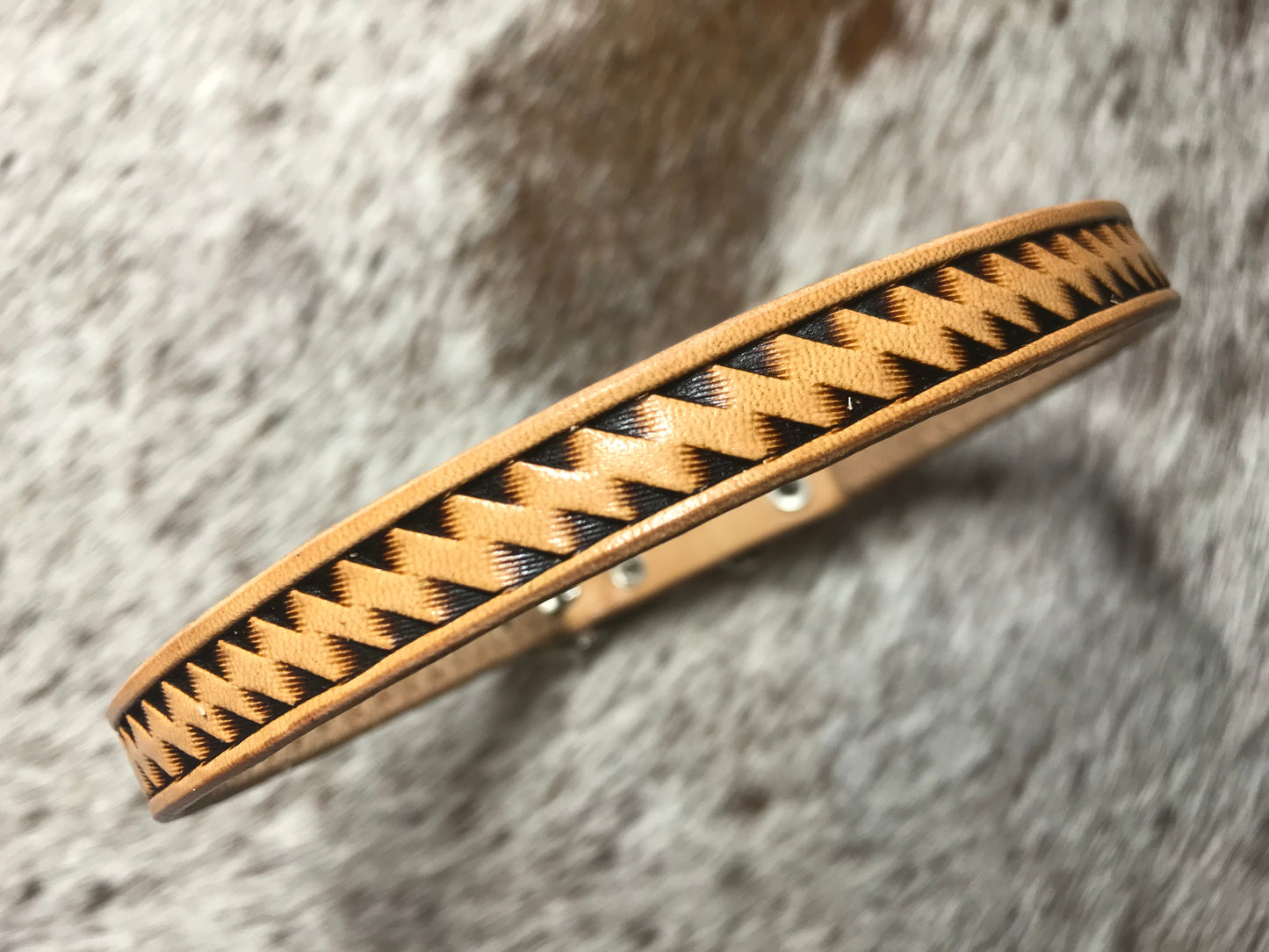 Narrow hand tooled collar for small dogs